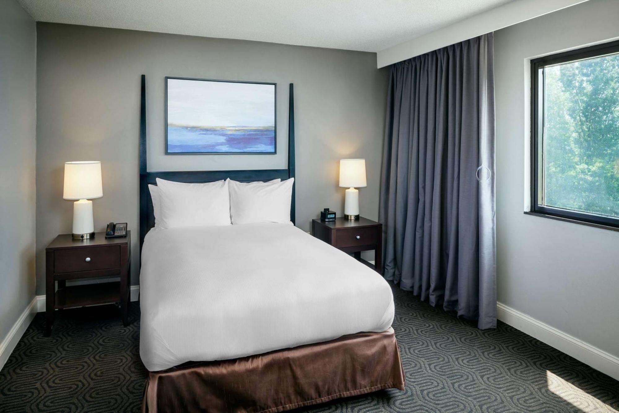 Hilton Suites Брентвуд Екстер'єр фото