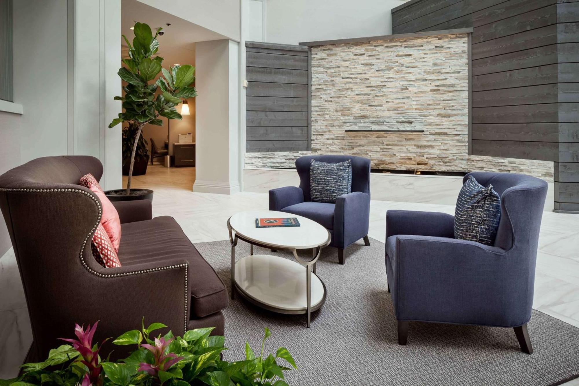 Hilton Suites Брентвуд Екстер'єр фото